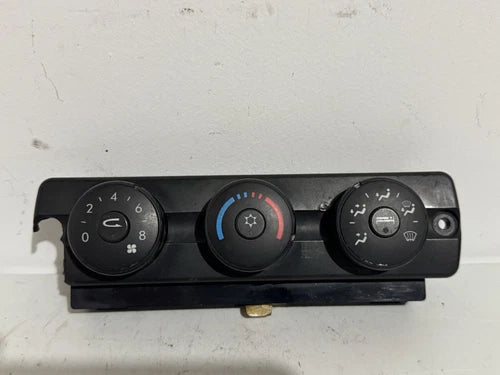 Freightliner Cascadia Heater A/C Temperature HVAC Controls Pn: A22-60645-003 – Genuine OEM