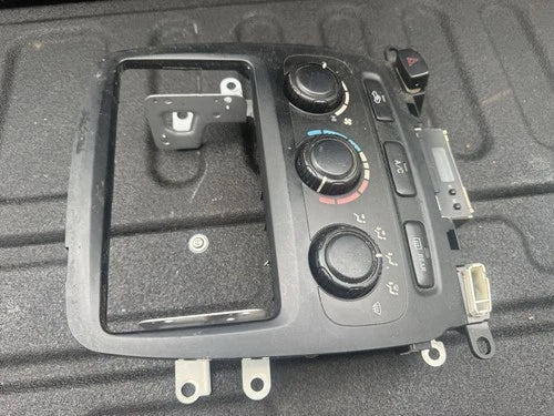 Toyota Climate Control Module Unit 84010-48091 (2001–2007) – HVAC Replacement Part