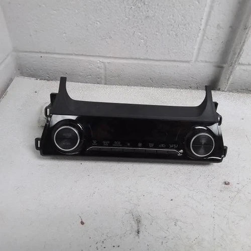Toyota VENZA Front Temperature Controller (2021) – Genuine OEM