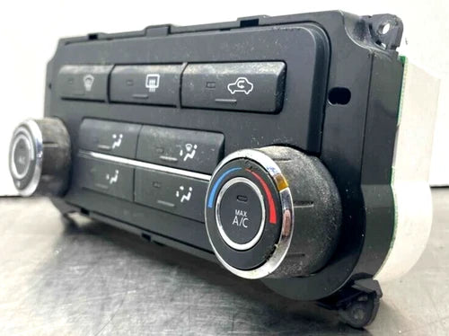 Nissan Titan HVAC Climate Control SV Crew Cab (2013–2015) – Genuine OEM