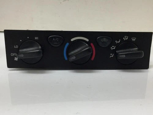 Toyota 4Runner Front A/C Climate Control Unit (2001–2002) – Genuine OEM
