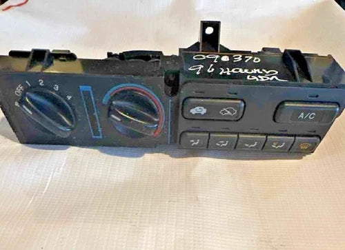 Honda Accord HVAC Climate Control (1994–1997) – Genuine OEM | Ref SKU-3201