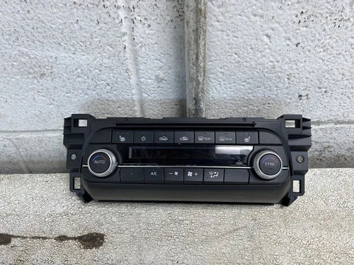 Mazda CX-5 Front Dual Zone Automatic Temperature Controller (2024) – Genuine OEM