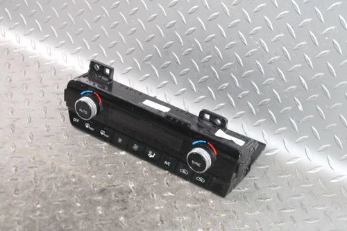 K5 Automatic Dual Zone Heat A/C Climate Control (2021–2024) – Genuine OEM