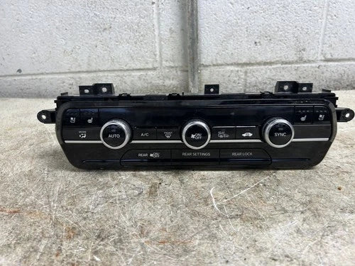 Honda PILOT Front Automatic Temperature Controller (2025) – Genuine OEM