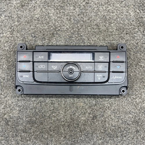 Jeep Cherokee Chrysler Dodge Town & Country HVAC Climate Control (2011–2016) – HVAC Replacement Part