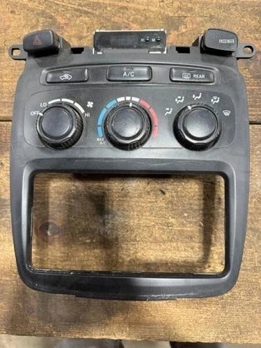 Toyota Highlander HVAC Climate Control (2004–2007) – Genuine OEM