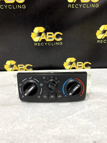 Chevy Cobalt Front Climate Control Assembly (2005–2010) – Genuine OEM