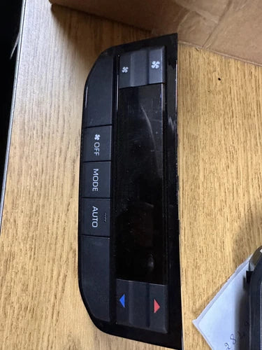 Toyota CONSOLE REAR HVAC Climate Control SWITCH – Genuine OEM