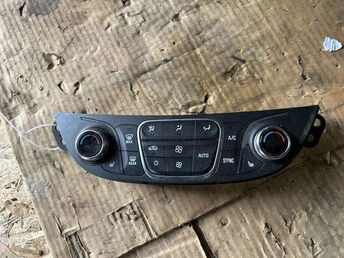 Chevy Malibu A/C/Heater Climate Control (2018–2025) – Genuine OEM