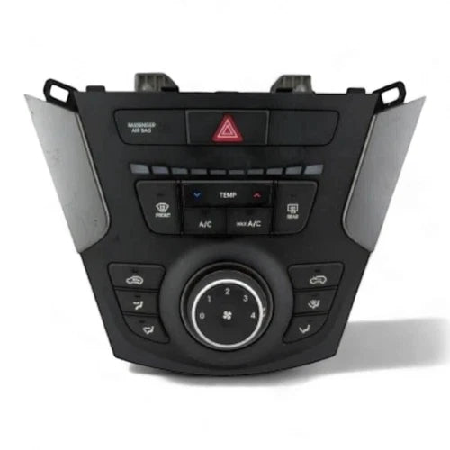 Hyundai Santa Fe Sport Heat A/C Manual Temperature Control (2017–2018) – Genuine OEM