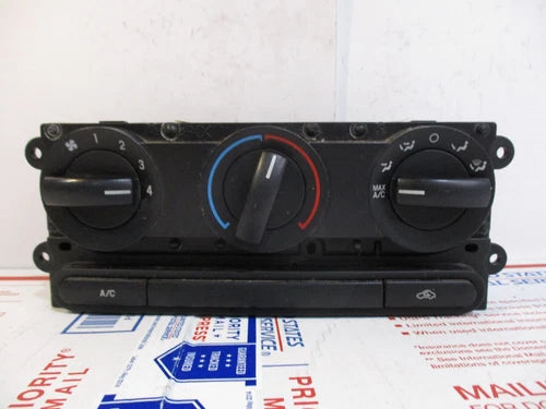 Ford F-150 4.6L HVAC Climate Control Temperature Fan Rear Defroster (2007) – HVAC Replacement Part