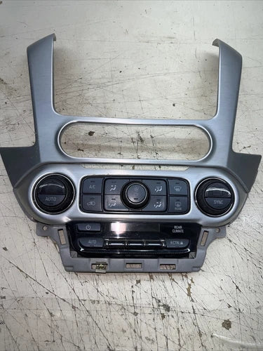 GMC YUKON XL FRONT HVAC Climate Control (2015–2016) – Genuine OEM
