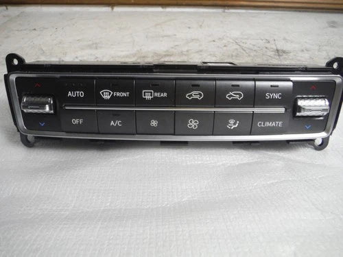 Hyundai Santa Fe HVAC Temperature Control Panel 97250 S2JA0RRB (2021–2023) – Genuine OEM