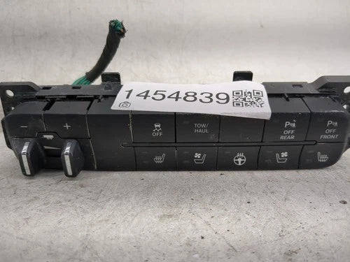 Dodge RAM 1500 HVAC Climate Control Temperature (2018) – Genuine OEM