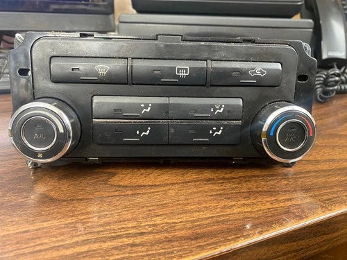 Nissan Titan SE Crew Cab HVAC Climate Control (2008–2011) – Genuine OEM | Ref SKU-7329