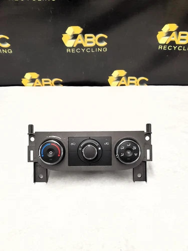 Chevrolet HHR Front Climate Control Assembly (2007–2011) – Genuine OEM