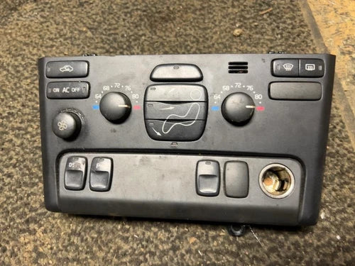 Volvo XC90 HVAC Climate Control Auto (2003–2013) – Genuine OEM
