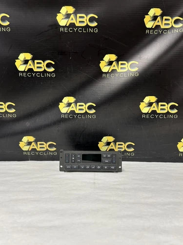 Lincoln Town Car Front Dash Main Climate Control (2003–2006) – Genuine OEM