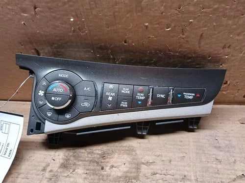 Toyota Sienna HVAC Climate Control front AT (2011–2014) – Genuine OEM