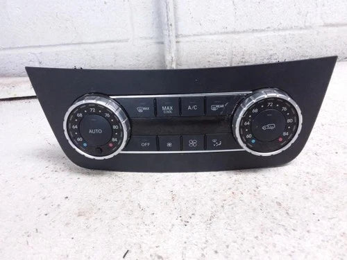 Mercedes-Benz GLE43 Rear 3 Zone Automatic Temperature Controller (2019) – Genuine OEM