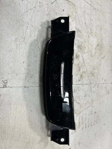 Cadillac XT5 Front Automatic Temperature Controller (2024) – Genuine OEM