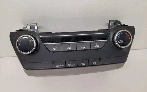 Hyundai Tucson HVAC Climate Control Unit (2016–2018) – Genuine OEM