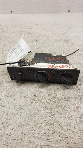 Toyota Tacoma Temperature Control (2001–2004) – Genuine OEM