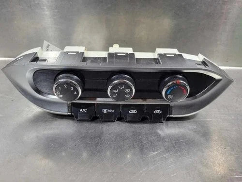 Kia Rio, HVAC Climate Control w/A/C, manual (3 knob) (2012–2015) – Genuine OEM