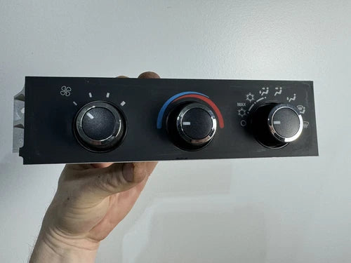 2008‑2018 Chevy Express GMC Savana HVAC Climate Control Panel – Genuine OEM
