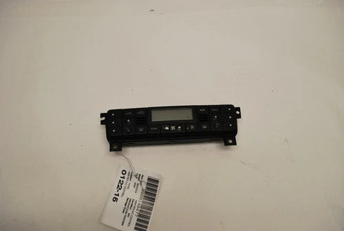Maserati QUATTROPORTE DASH HVAC Climate Control (2005–2008) – Genuine OEM