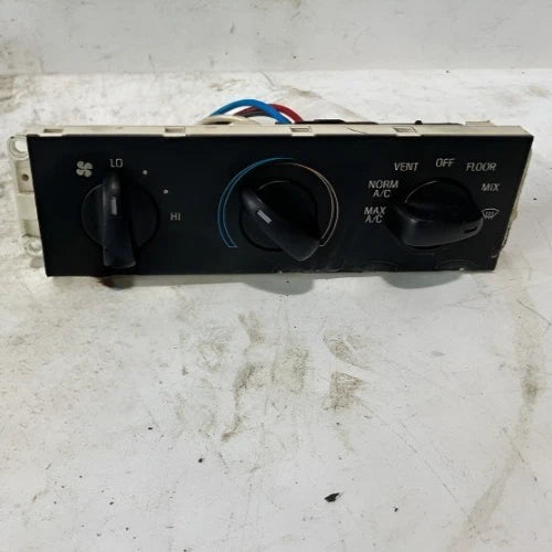 Ford Mustang HVAC Climate Control Automatic (1994–2000) – Genuine OEM