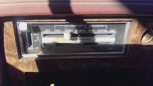 Buick Regal Temperature Control Module In Dash Heater A/C Head Unit (1978–1983) – Genuine OEM