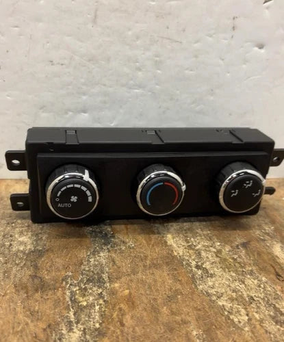 Chrysler Town & Country HVAC Climate Control (2011–2012) – Genuine OEM